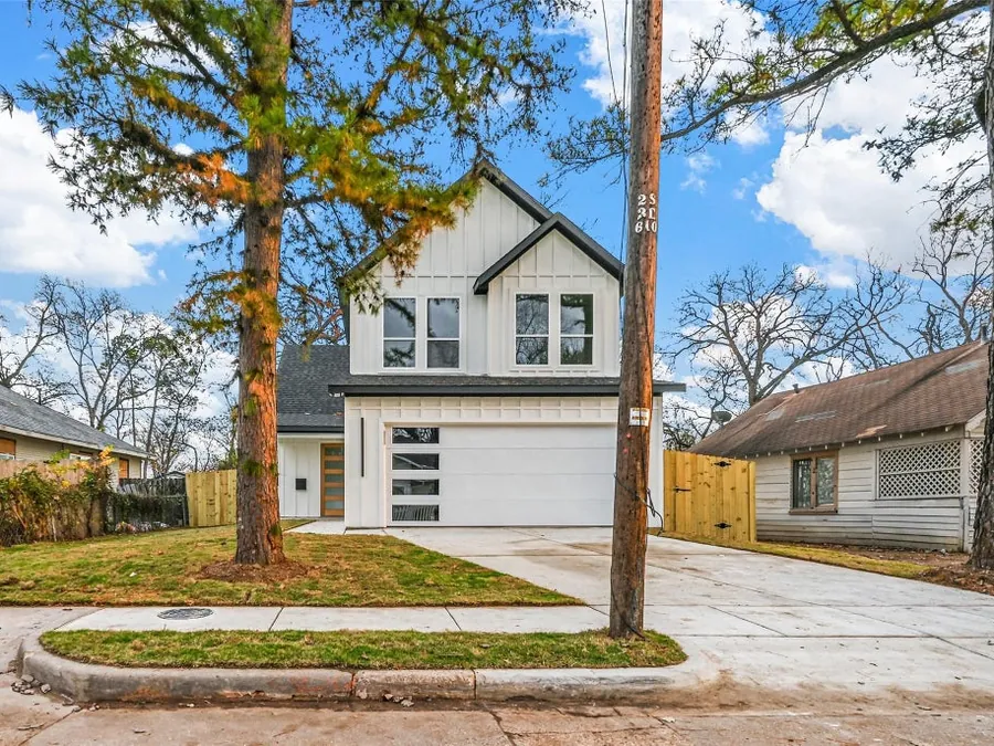 2630 Marburg St, Dallas.